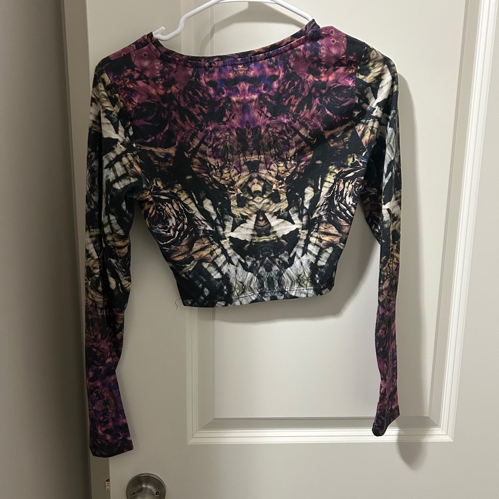 Forever 21 cropped shirt